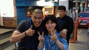 박지선, 차두리와 해맑은 인증샷 ‘못마땅한 차붐?’