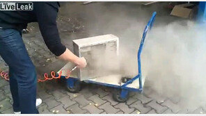 가장 더러운 PC, “컴퓨터가 새것처럼? 이 방법 괜찮네”