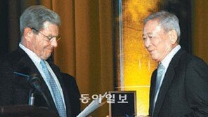 정재은 신세계 명예회장 컬럼비아대 새뮤얼 존슨 메달