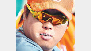 타자마다 눈물 쏙… ‘나쁜 남자’ 류현진, 삼진 93개 압도적 1위