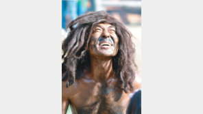 [수도권/메트로 달인]선사박물관 구석기인 16년째 재연 정찬교 씨