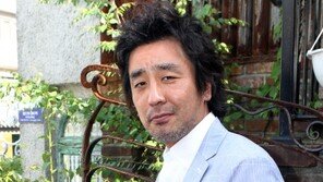 ‘반전매력’ 류승룡, 이보다 섹시할 순 없다