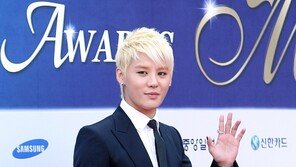 [포토] JYJ 김준수, 기럭지 이정도였나? ‘끝장 비율’