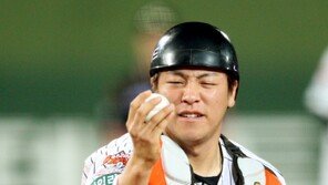 강민호, 시들지 않는 인기!