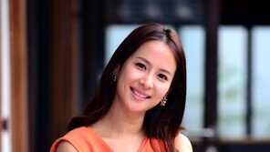 조여정 “심한 후궁앓이…한달동안 집안에만 콕!”