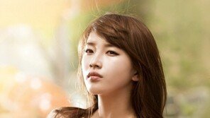 수지, 복근 살짝 드러낸 비치패션 ‘아찔해’