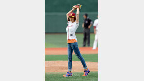 [포토] 임정은, 유니폼 입어도 드러나는 아찔볼륨감