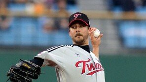 [섬싱 스페셜] 용병불패 주키치…20승도 사정권