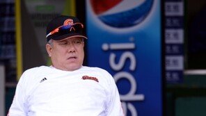 양승호 감독 “무관중 운동만은…”