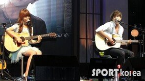 [포토] ‘선남선녀’ 정용화-주니엘,  달콤한 하모니~