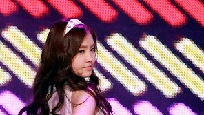 [포토] 에이핑크 손나은 위험한 뒤태…男心 ‘환호’