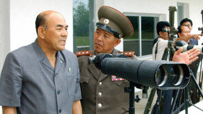 판문점에 간 노수희 범민련 부의장