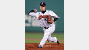 스타된 꿀성배 “꿀 선물 팍팍…허니허니 롯데 팬!”