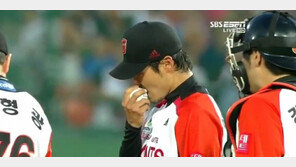 ‘이용훈 부정투구 논란’ 공 제조업체 “잘못된 공은 모두 폐기”