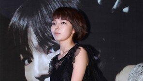 [SD포토] 박진주, 블랙 미니드레스로 ‘섹시미 강조’