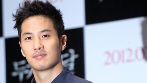 [SD포토] 김지석 ‘제대 후 늠름해진 모습’