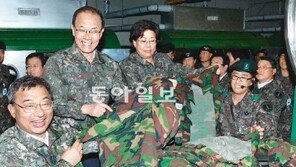 與지도부 경선관리위 강행… 이재오 “황우여, 朴캠프 가라”
