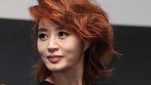 [SD포토] 김혜수 ‘숨길 수 없는 볼륨감’