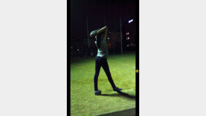 장지은 시구연습 ‘달밤에 무결점 뒤태 미녀 인증’