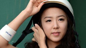 [포토] 배트걸 신소정, 예쁜외모에 ‘롯데선수들 반할만해~’