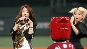 [포토] 김소리, 턱돌이만을 위한 섹시무대