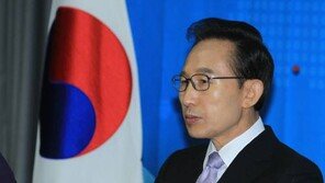 이 대통령, 내곡동 사저 의혹 비판에 “그게 바로 정치”