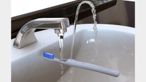 컵이 필요없는 칫솔, “편리하지만 가격이 너무 비싸!”