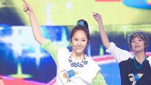 [포토] 에프엑스 크리스탈, 11자 복근 ‘탄성이 절로~’