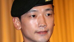 [SD포토] 정지훈(비), 선크림 바른거야?…군대 메이크업 ‘굴욕’ 