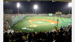 ‘킬링필드’ 군산구장의 변화