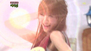 지나, 도발적인 여름 달력포즈에 ‘男心 환호’