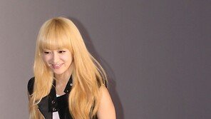 [SD포토] 빅토리아, 마른 줄 알았는데 ‘의외의 각선미’ 