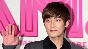 [SD포토] SM 서열 2위 강타, 여유 넘치는 미소 