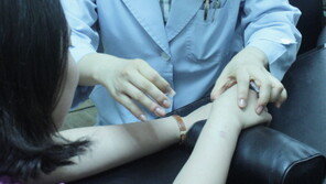 아토피 환자별 맞춤 치료 필요 