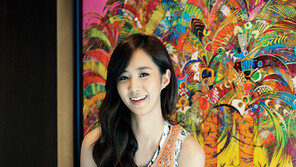 유리, 숏팬츠 입었지만 청순함 가득…훈훈 여대생 포스