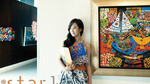 유리, 청담동 갤러리서 포착…그림 보며 ‘교양’ 쌓는 중