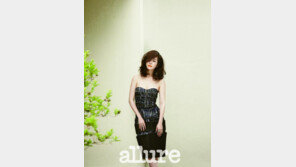 한지민, 이렇게 섹시한 모습도…‘청순 실종’