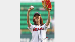 [포토] 씨스타 다솜, 야구공 들고 깜찍하게~