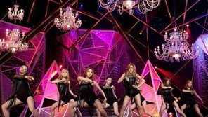 [포토] 애프터스쿨, 격렬한 쩍벌춤… ‘파격의 끝’