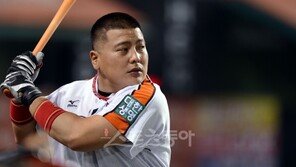 한대화 감독 “내가 김태균 고집에 졌다”