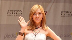 [SD포토] 애프터스쿨 리지, 다리에 반창고가… 