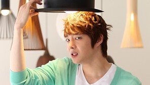 [SD포토] 강동호, 센스 폭발… 女心 잡는 귀요미 본능