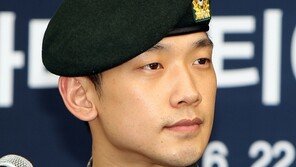 [포토] ‘월드스타’ 비, 날렵한 턱선에 女心 ‘퐁당~’