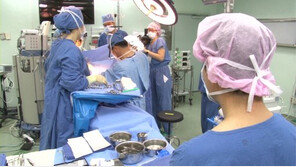 [ON AIR] 로봇수술 등 최신 암 치료법 집중 해부