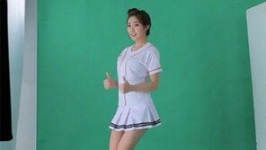 ‘야구 여신’ 최희, 초미니 ‘판타스틱 댄스’