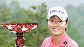 회장님, 나이스 샷! 골프 선수협 회장 이인우, 볼빅 힐데스하임 우승