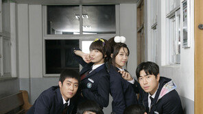 ‘젝키’출신 은지원, 추억의 ‘HOT 포즈’ 패러디…신인 그룹 결성? 