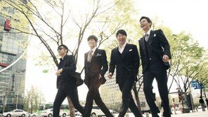 ‘신품’ X세대 감성…중년男들 빠졌다