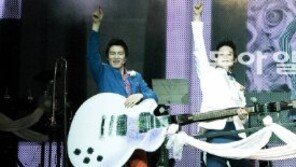 [공연 리뷰]와! 신나는 춤-노래, 어? 뜬금없는 스토리