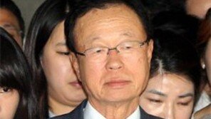 재판부 “돈봉투 경선에 경종” 박희태 징역 8개월-집유 2년